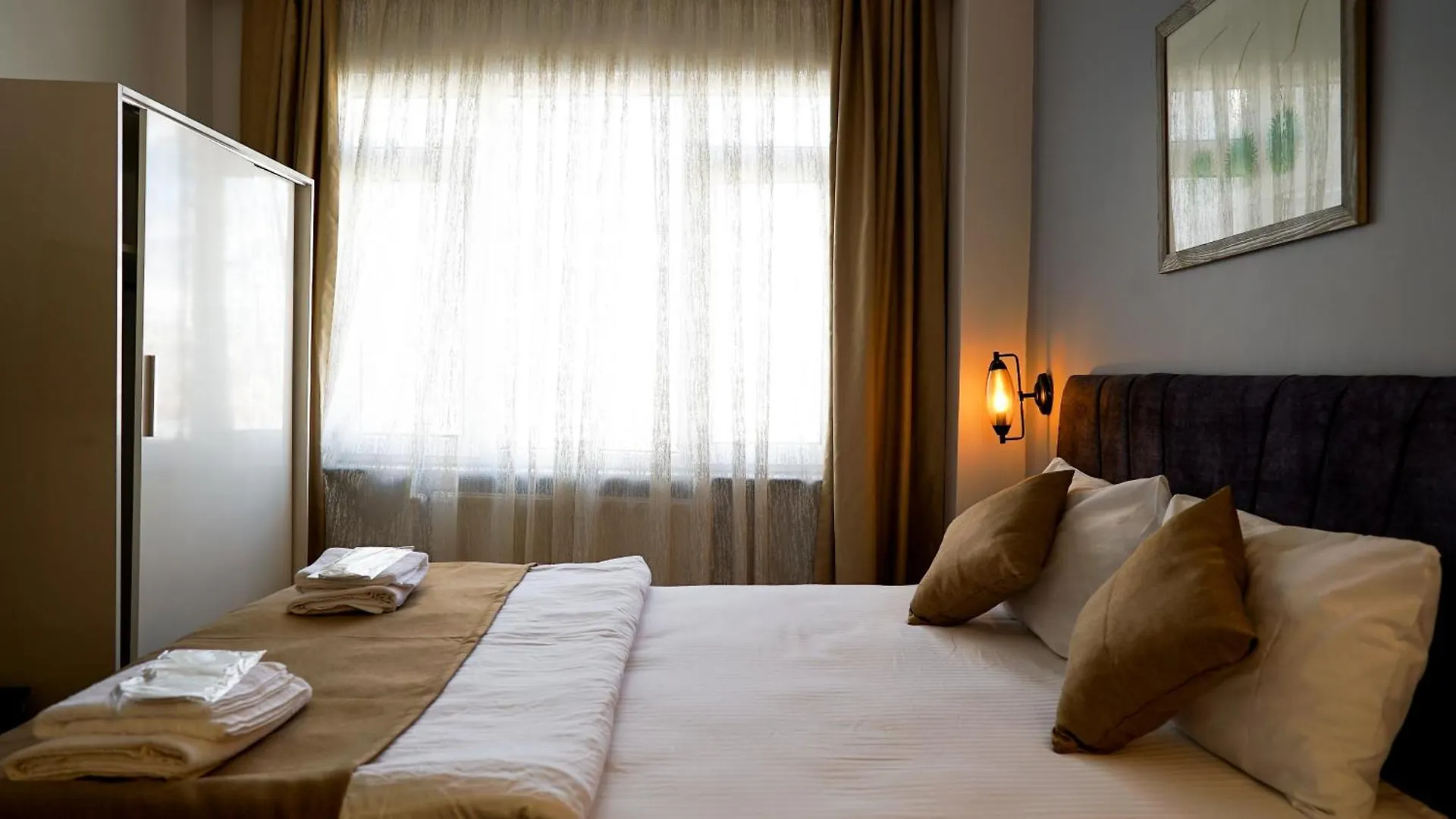 Front Door Suites Istanbulská provincie 2*,